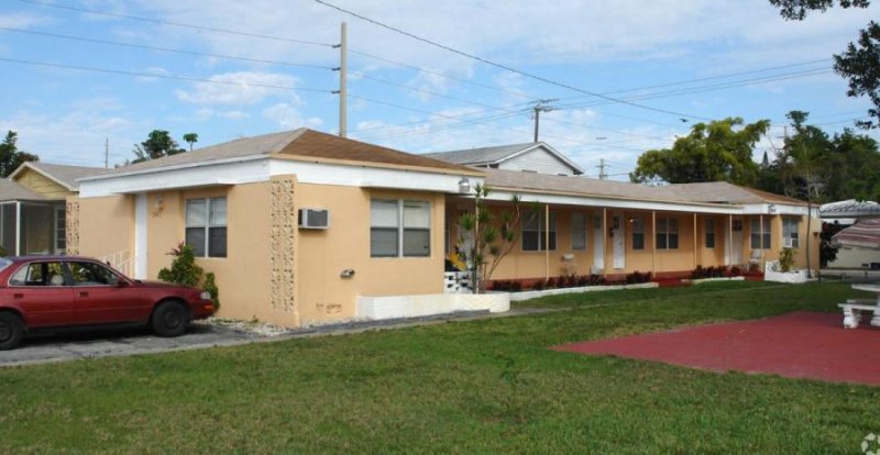 Edificio en Venta en  Hollywood, Florida