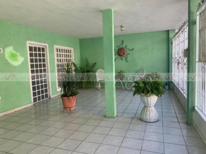 Casa en Venta en  Laredo, Texas