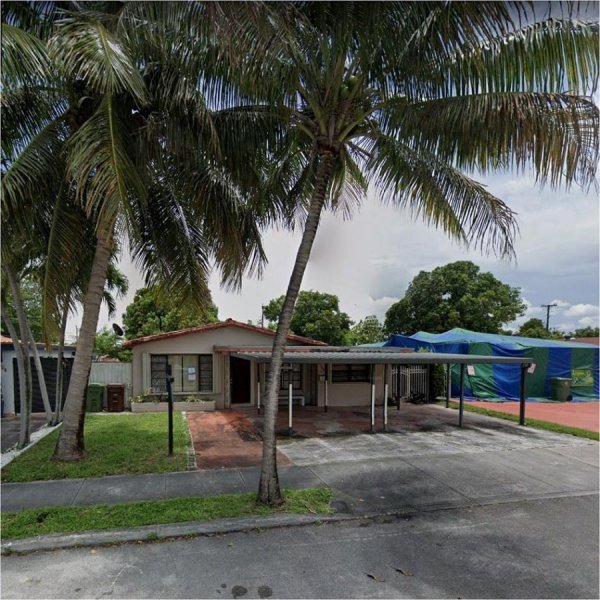 Casa en Venta en  Hialeah, Florida