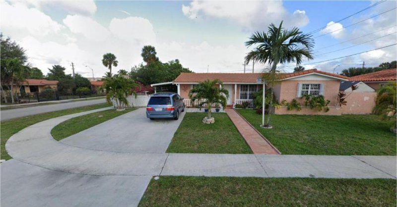 Casa en Venta en  Hialeah, Florida