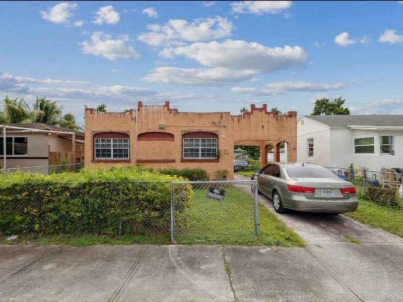 Edificio en Venta en  Miami, Florida