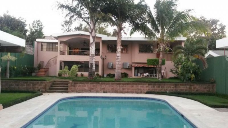 Foto Casa en Venta en Pomona, California - U$D 560.000 - CAV727 - BienesOnLine