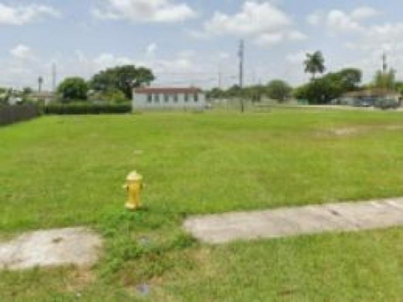 Terreno en Venta en  Homestead, Florida